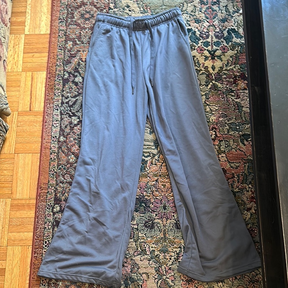 Amazon Gray Relaxed Fit Pants